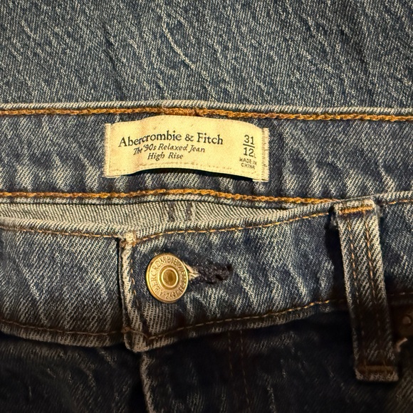 Womens Abercrombie & Fitch “The 90’s Relaxed High Rise” size 31/12L - Picture 4 of 4
